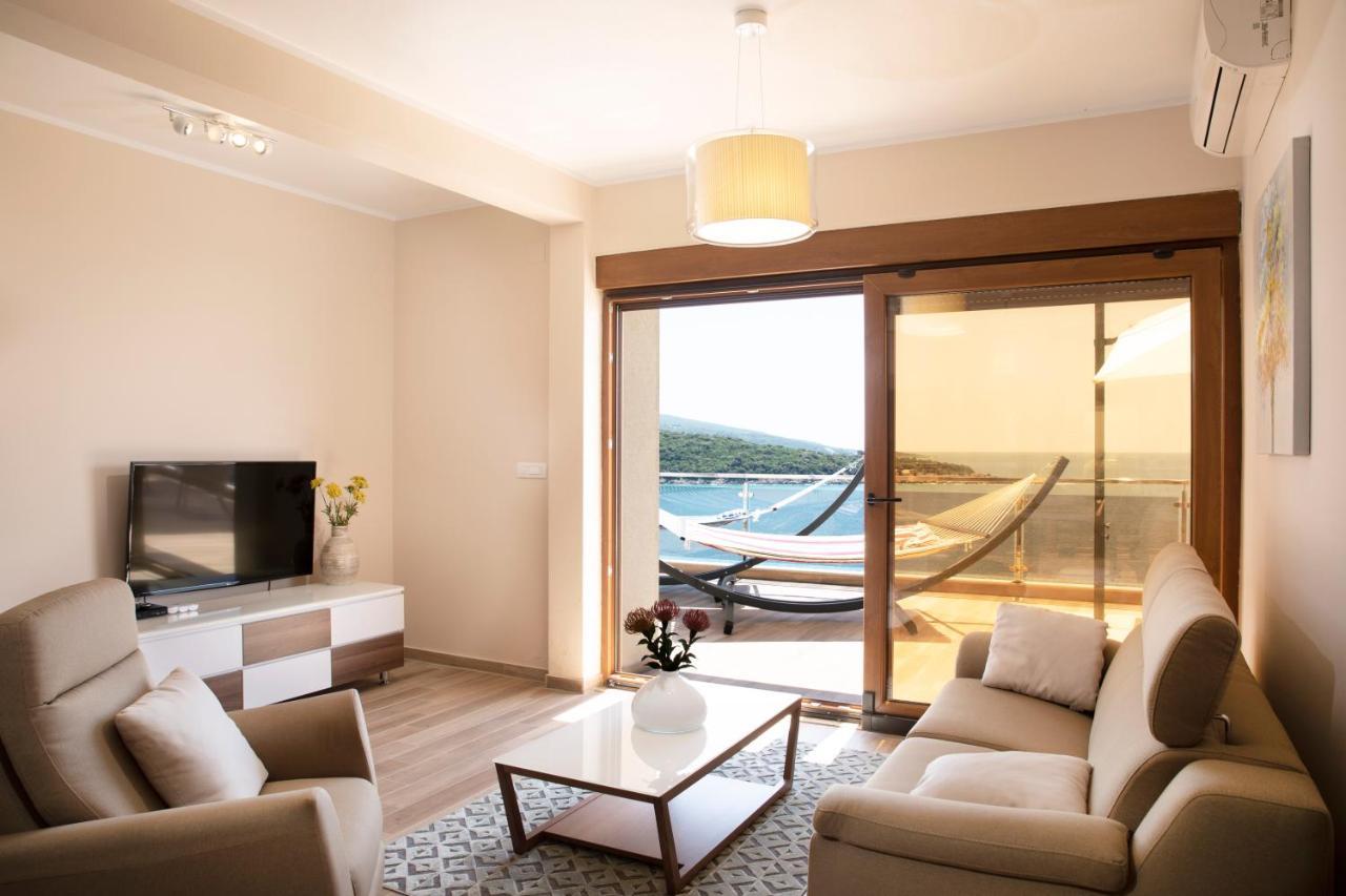 Royal Bay Apartment Dobra Voda Luaran gambar